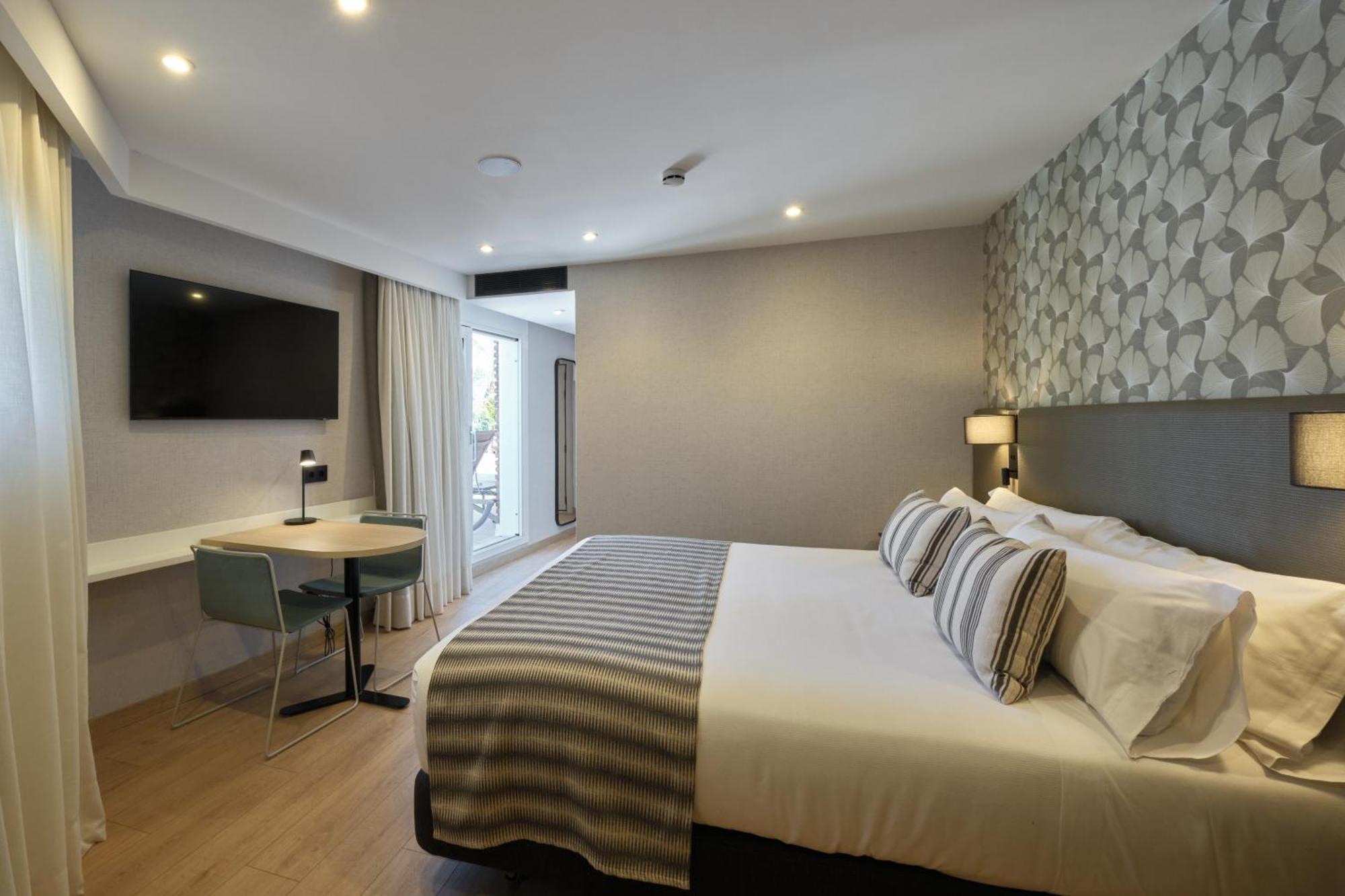 Hotel Catalonia Park Güell Barcellona Camera foto