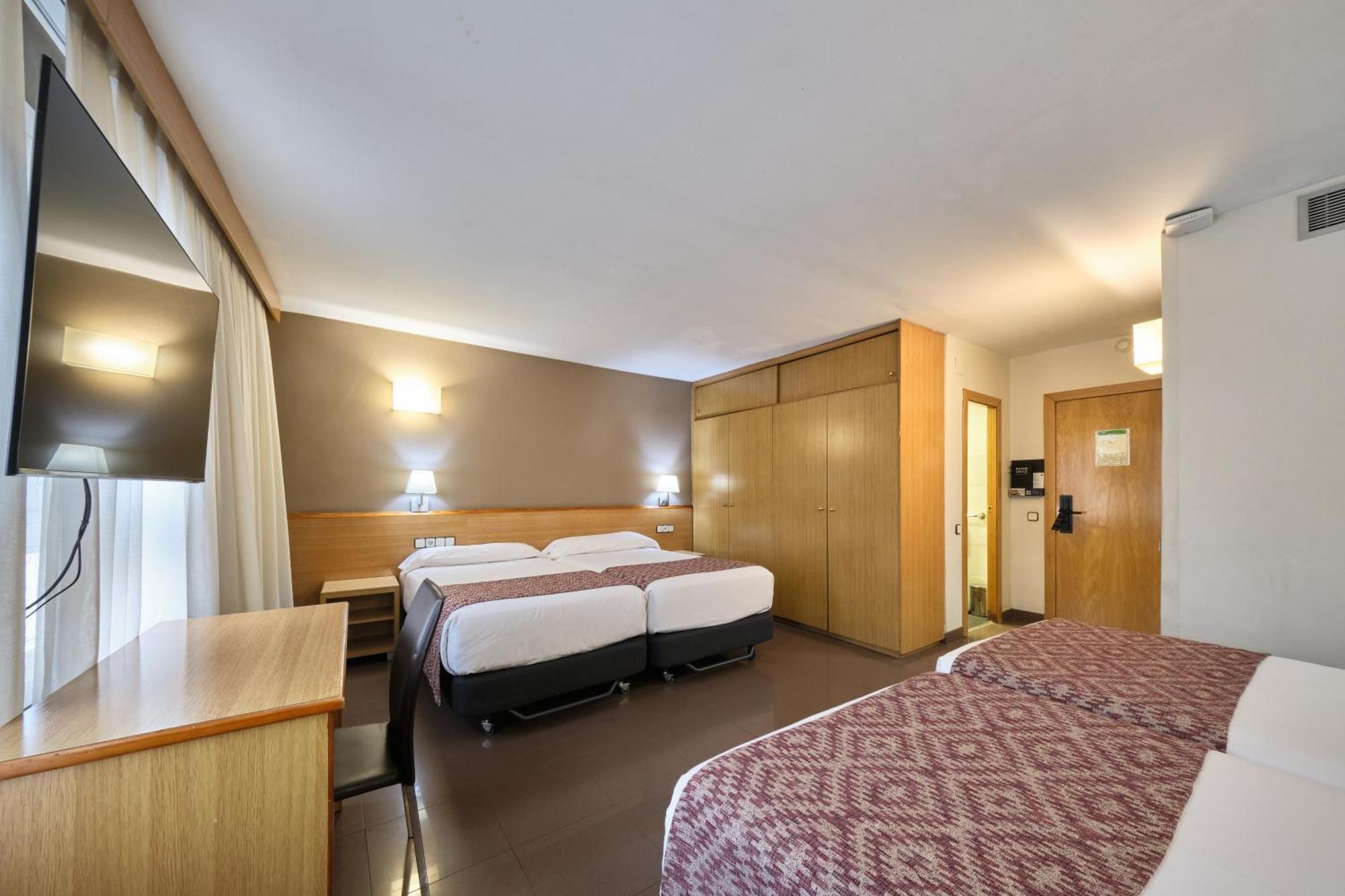 Hotel Catalonia Park Güell Barcellona Camera foto