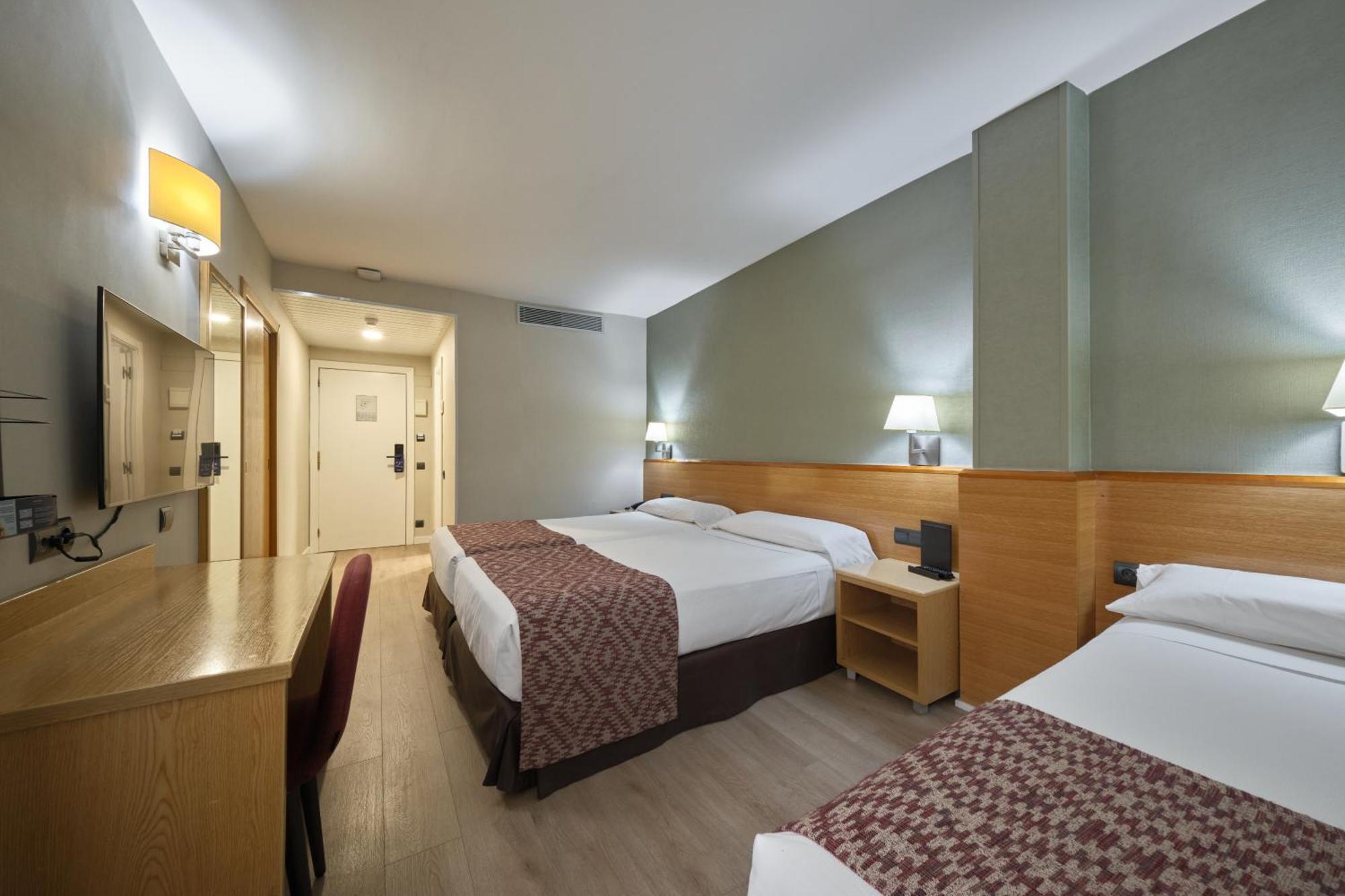Hotel Catalonia Park Güell Barcellona Camera foto